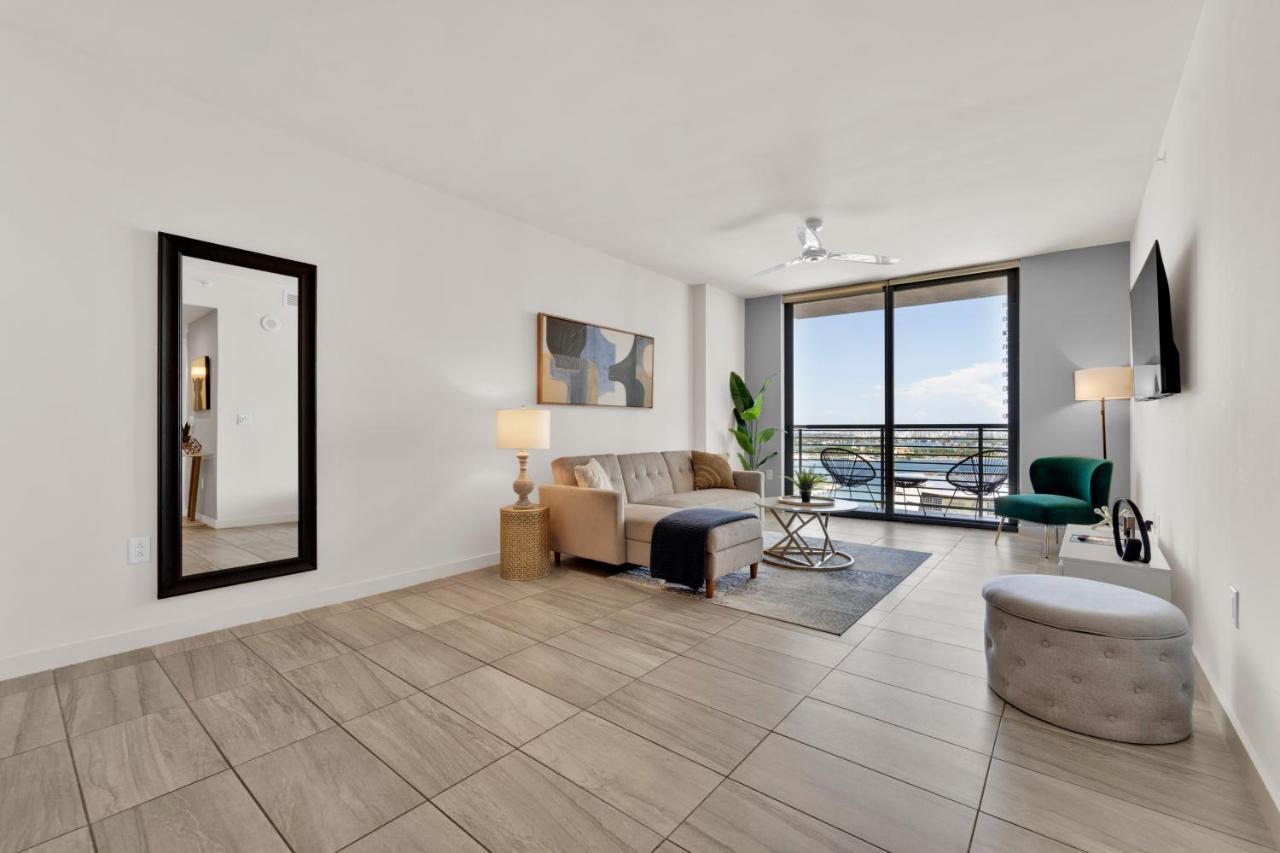 Devereaux Miami Luxury One-Bedroom And Studios Eksteriør billede