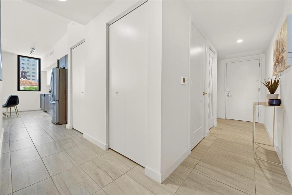 Devereaux Miami Luxury One-Bedroom And Studios Eksteriør billede