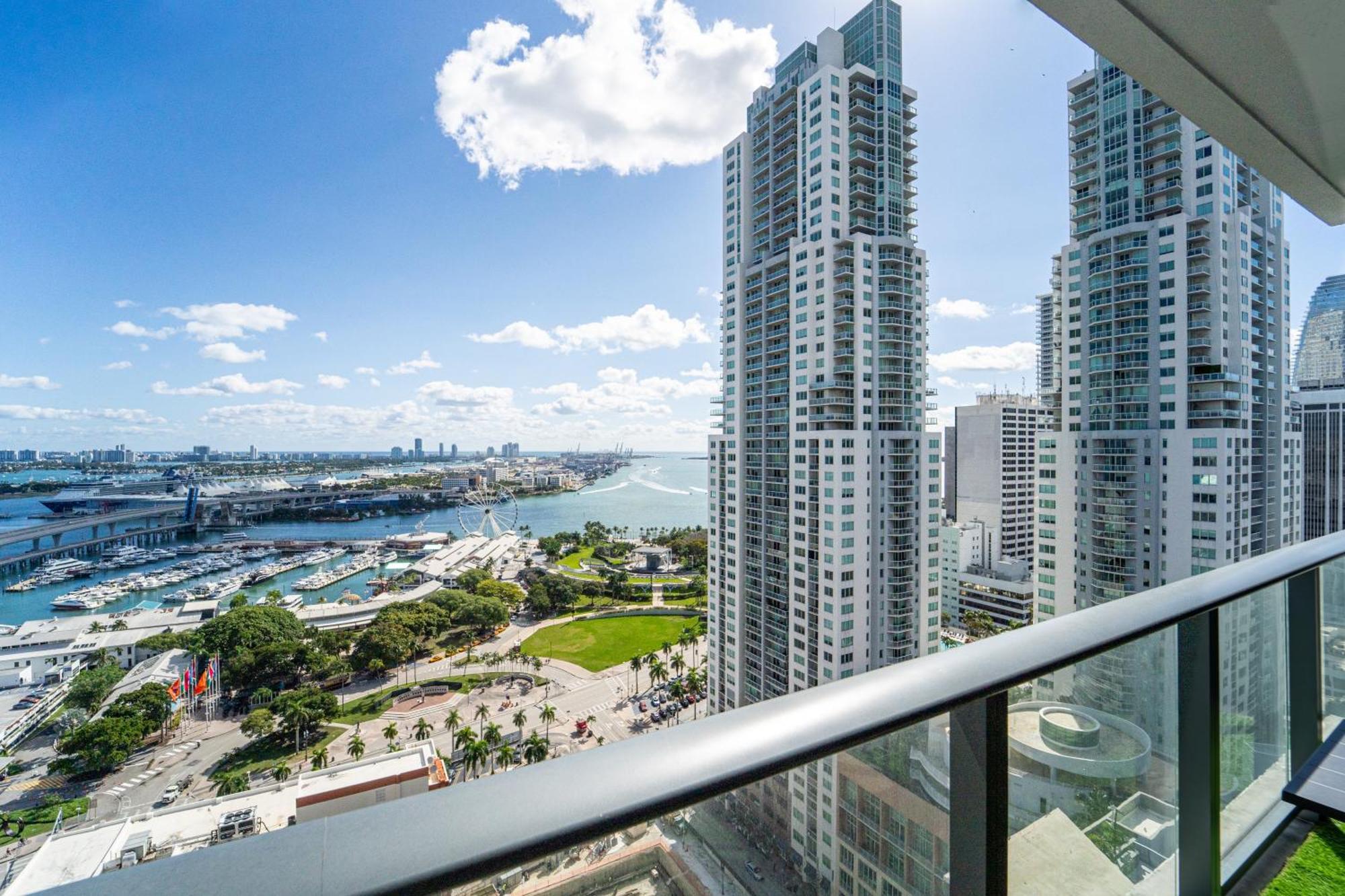 Devereaux Miami Luxury One-Bedroom And Studios Eksteriør billede