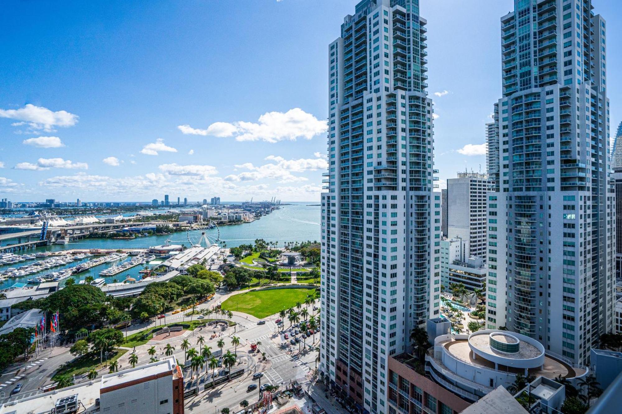 Devereaux Miami Luxury One-Bedroom And Studios Eksteriør billede