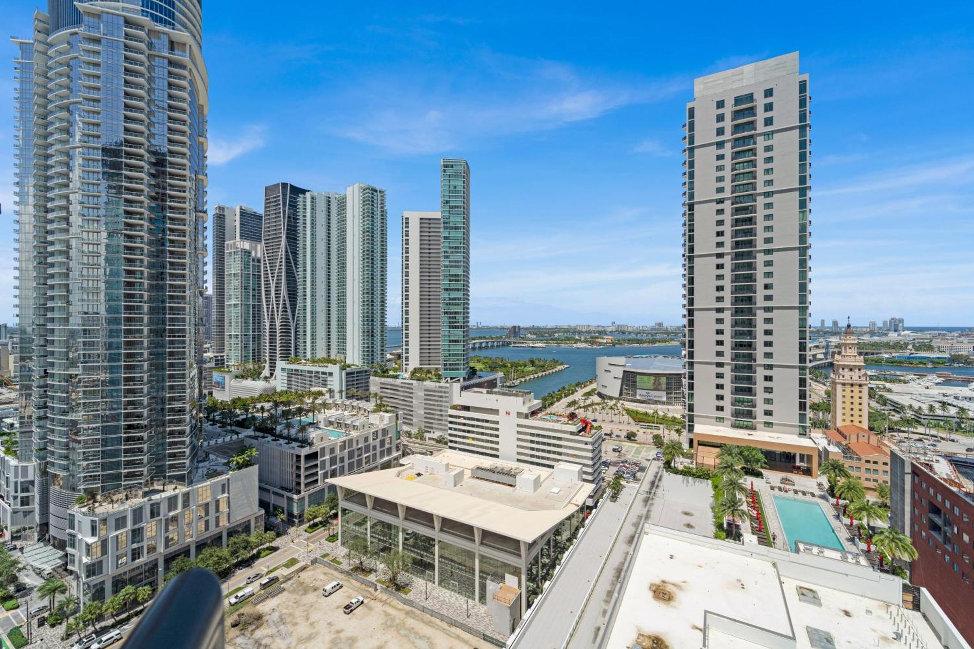 Devereaux Miami Luxury One-Bedroom And Studios Eksteriør billede