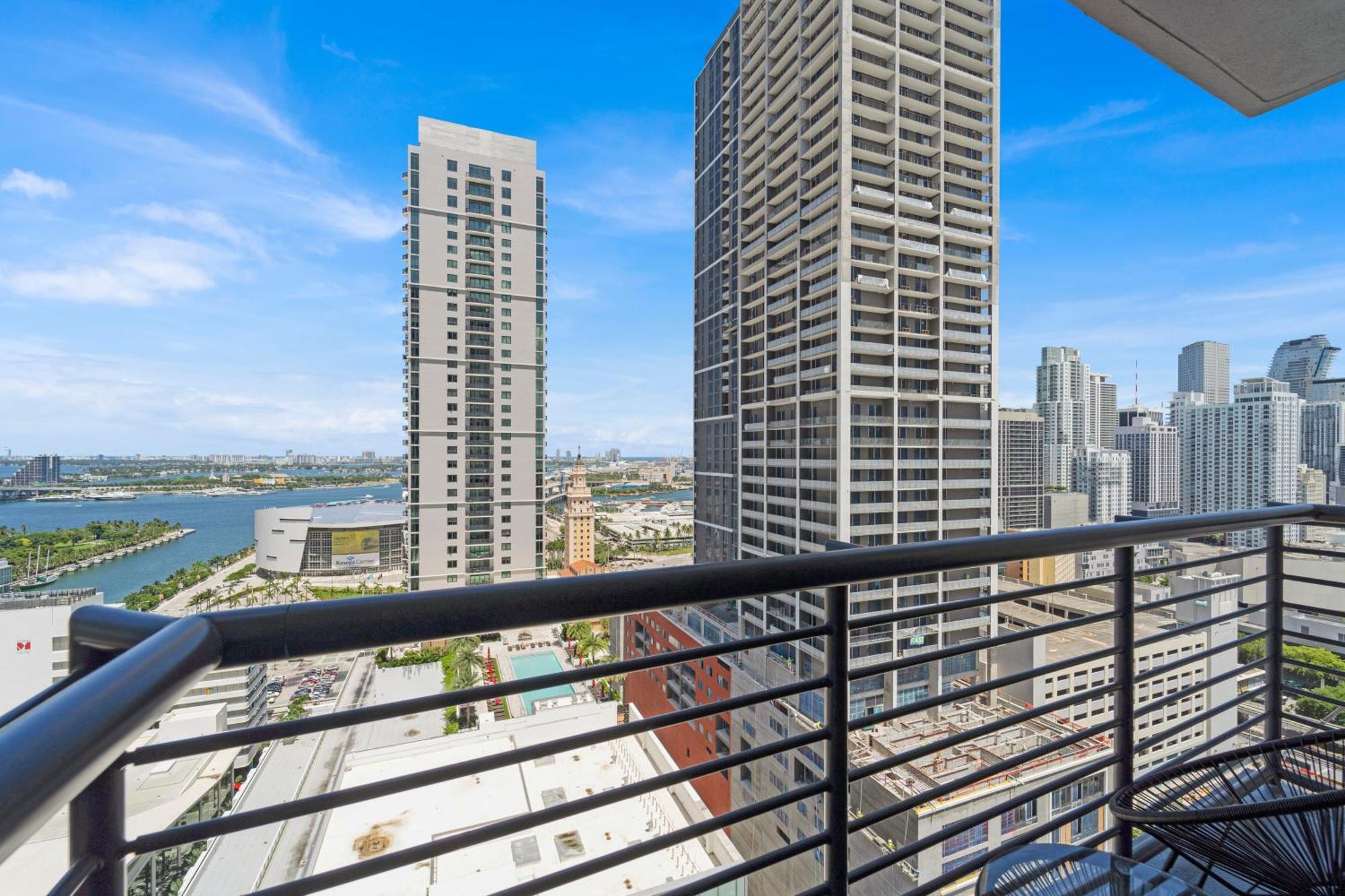 Devereaux Miami Luxury One-Bedroom And Studios Eksteriør billede